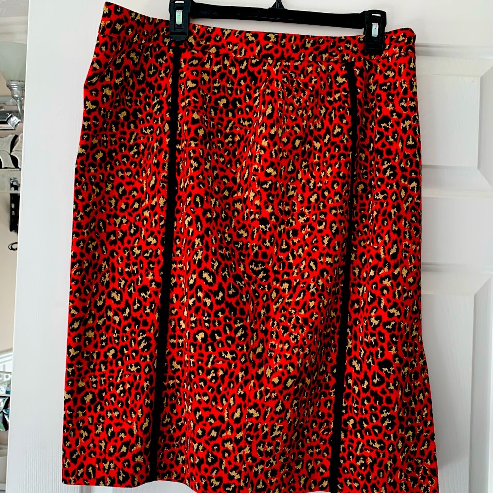 Anne Klein women’s skirt leopard design size 16
